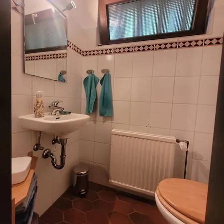 Homestay Gemuetliches In Grossem Architektenhaus *